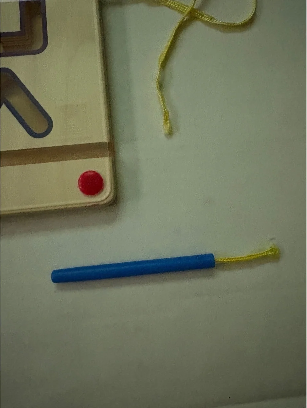 Magnetic tracing mazes